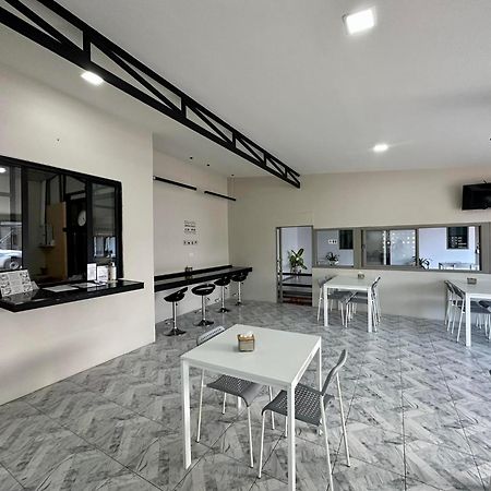 Juni House Chumphon Bed and Breakfast Εξωτερικό φωτογραφία
