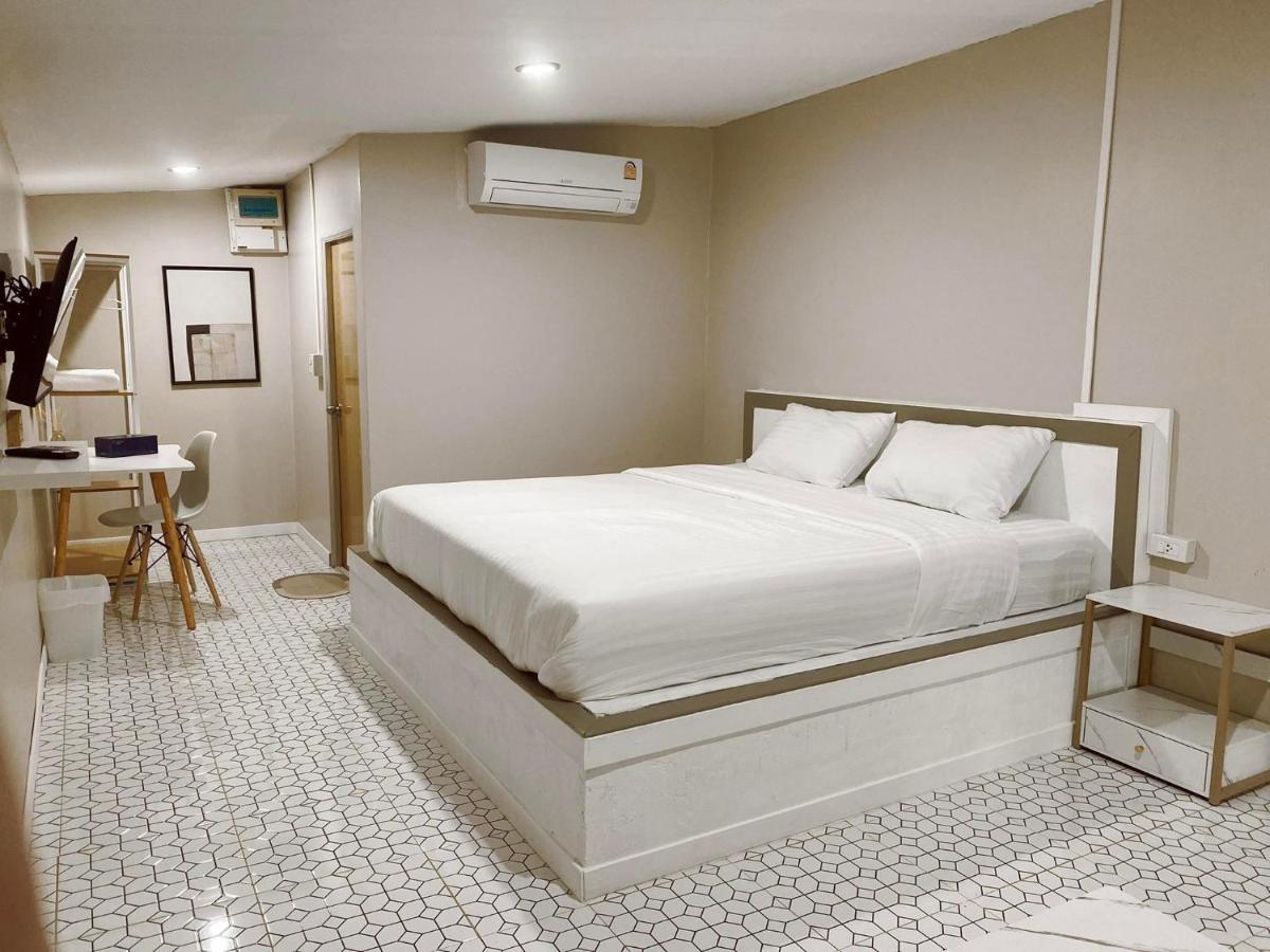 Juni House Chumphon Bed and Breakfast Εξωτερικό φωτογραφία